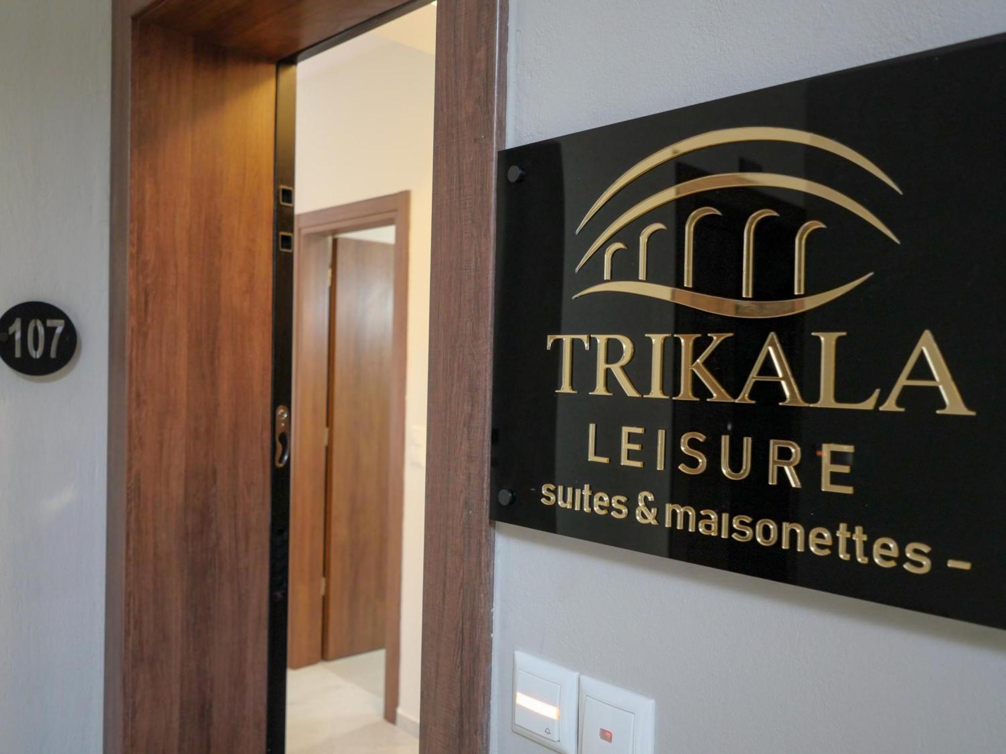 Deluxe Apartment ตริกาลา ภายนอก รูปภาพ